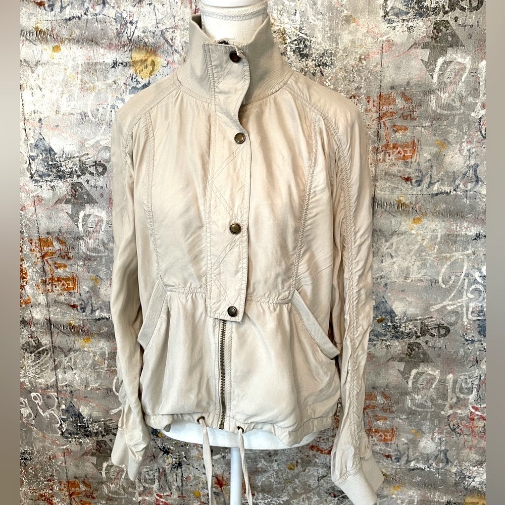 MARRAKECH Beige/Cream Lightweight Utility Jacket. Size Medium